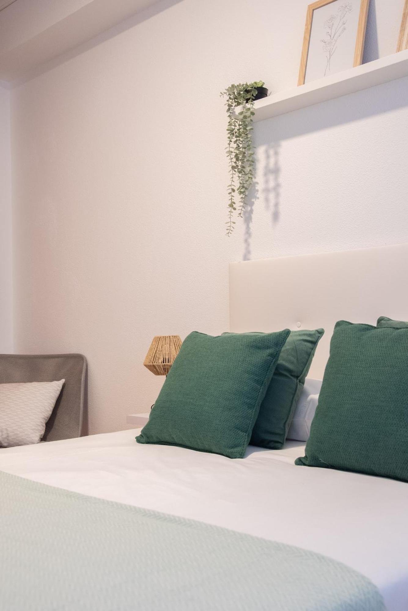 ヴィーゴAmplia Vivienda Con Garajeアパートメント エクステリア 写真