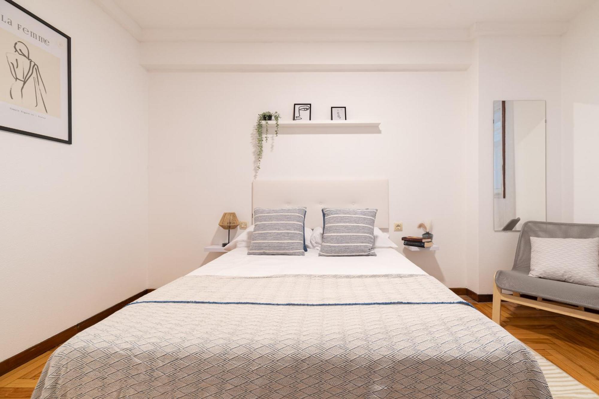 ヴィーゴAmplia Vivienda Con Garajeアパートメント エクステリア 写真